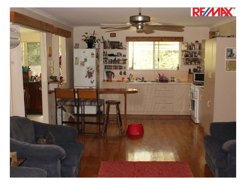 10 Newcastle St, Burrum Town QLD 4659