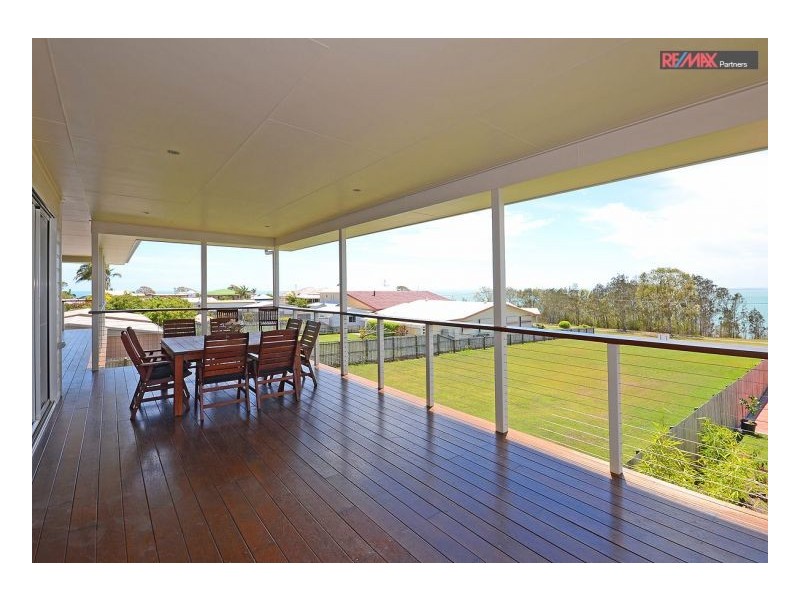1A Bell Street, Point Vernon QLD 4655