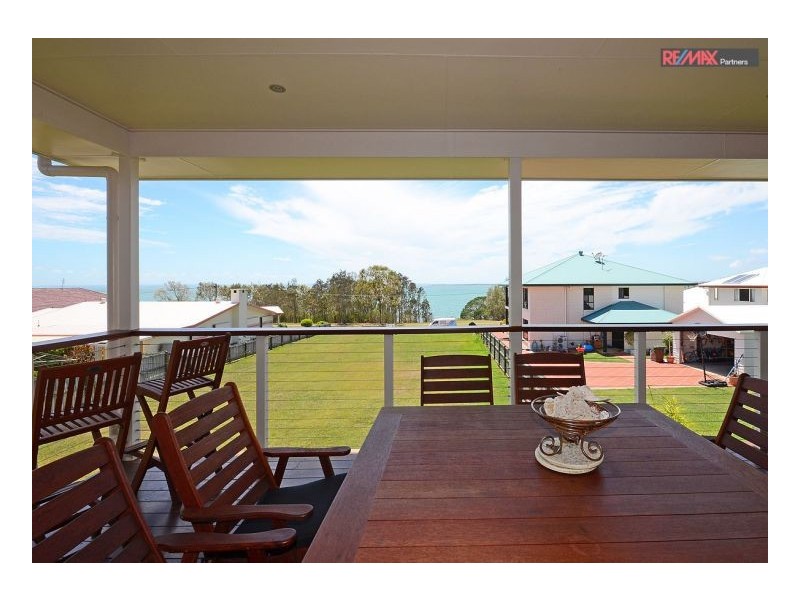 1A Bell Street, Point Vernon QLD 4655