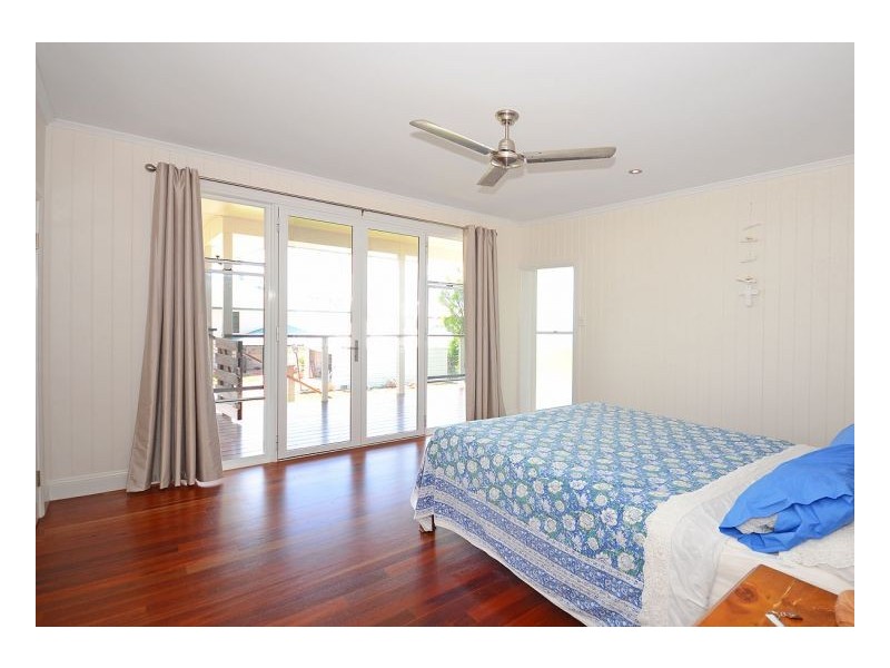 1A Bell Street, Point Vernon QLD 4655