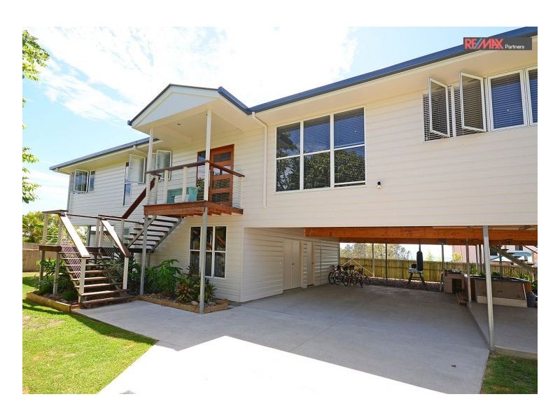1A Bell Street, Point Vernon QLD 4655