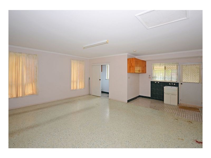 142 Truro Street, Urangan QLD 4655