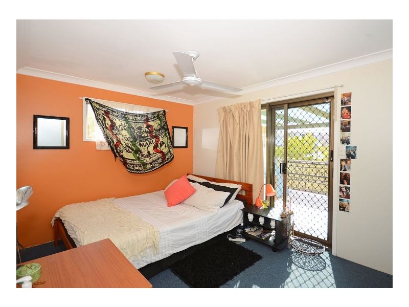 12/85 Miller Street, Urangan QLD 4655