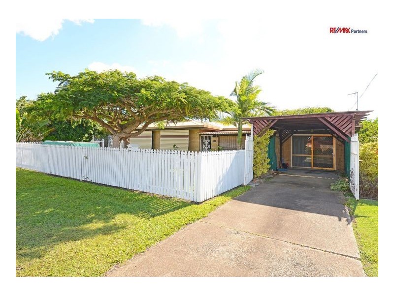 23 Cooloola Crescent, Urangan QLD 4655