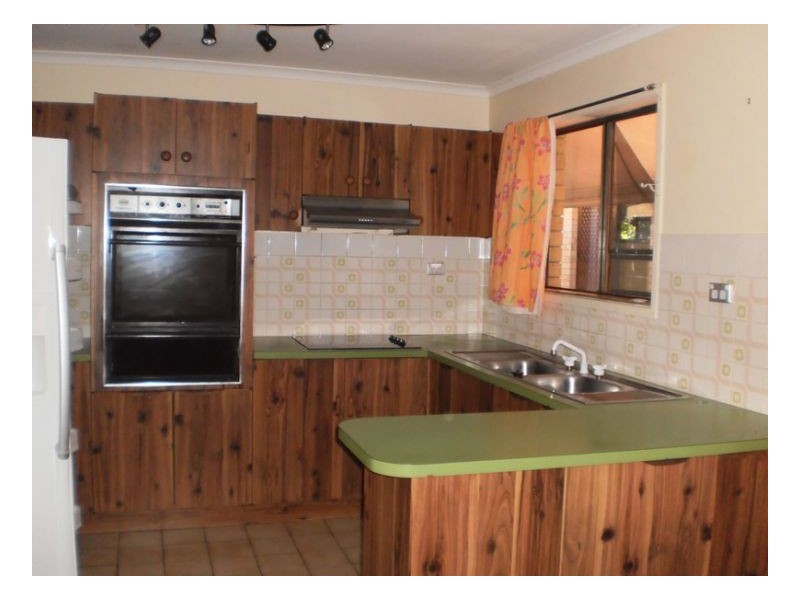 23 Cooloola Crescent, Urangan QLD 4655