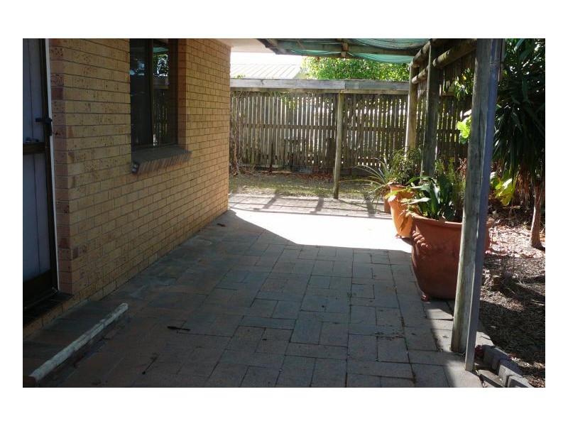 23b Cooloola Crescent, Urangan QLD 4655