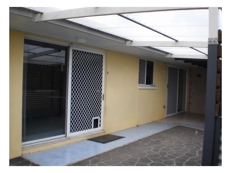 2/11 Wedge Street, Urraween QLD 4655