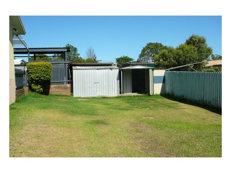 2/11 Wedge Street, Urraween QLD 4655