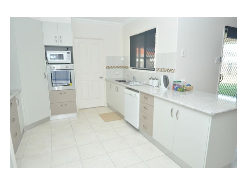 4 Fishburn Way, Eli Waters QLD 4655