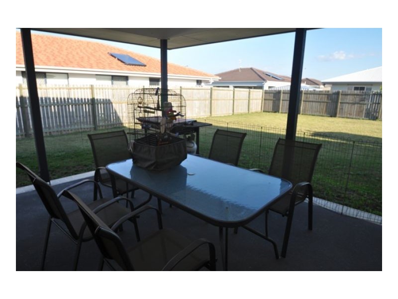 4 Fishburn Way, Eli Waters QLD 4655