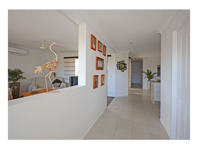8 Forrest Court, Urraween QLD 4655