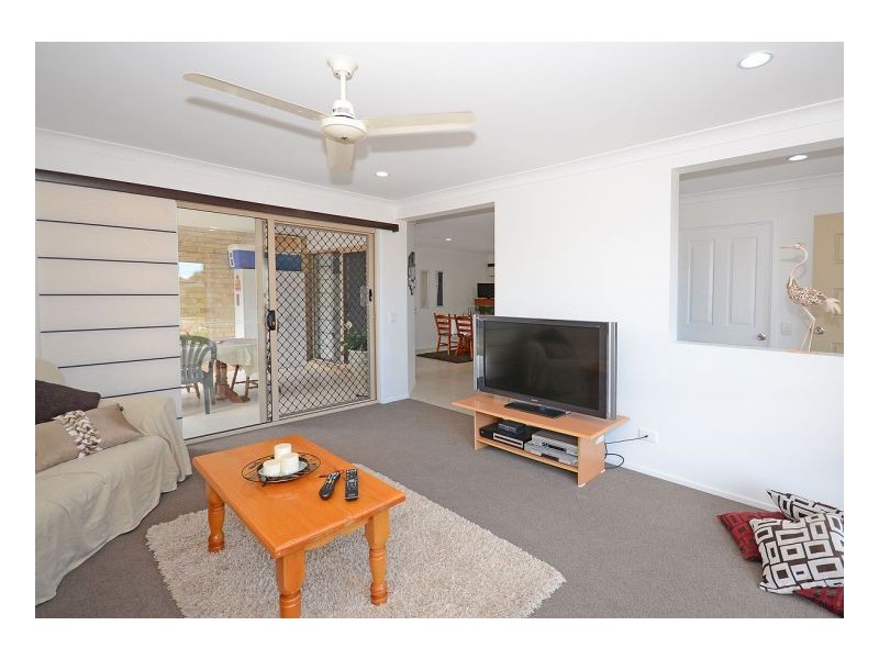 8 Forrest Court, Urraween QLD 4655