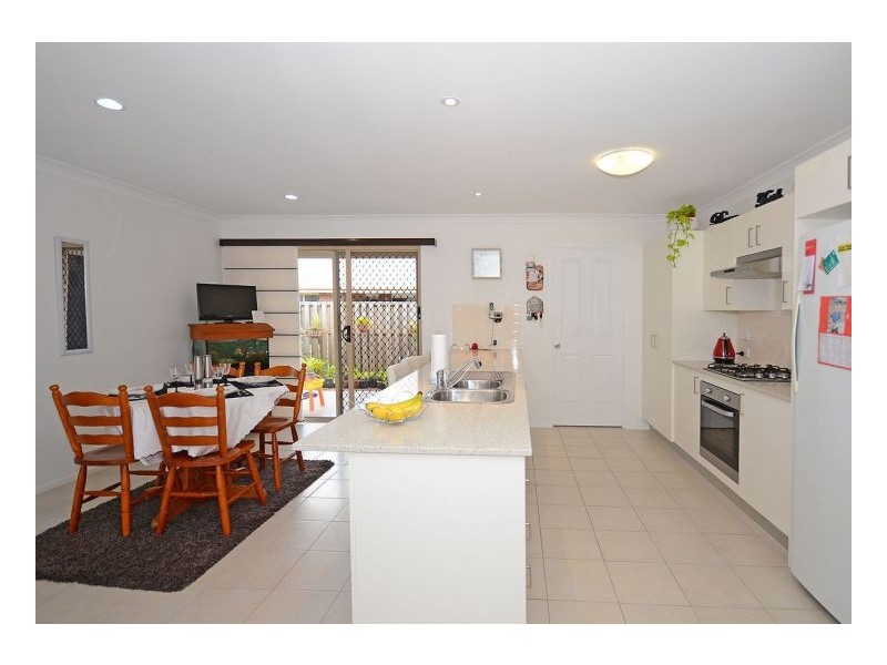 8 Forrest Court, Urraween QLD 4655