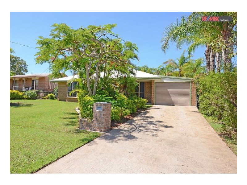 17 Debra Court, Urangan QLD 4655