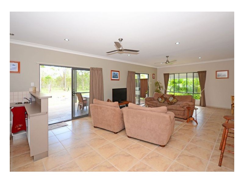 124 Barranjoey Drive, Sunshine Acres QLD 4655