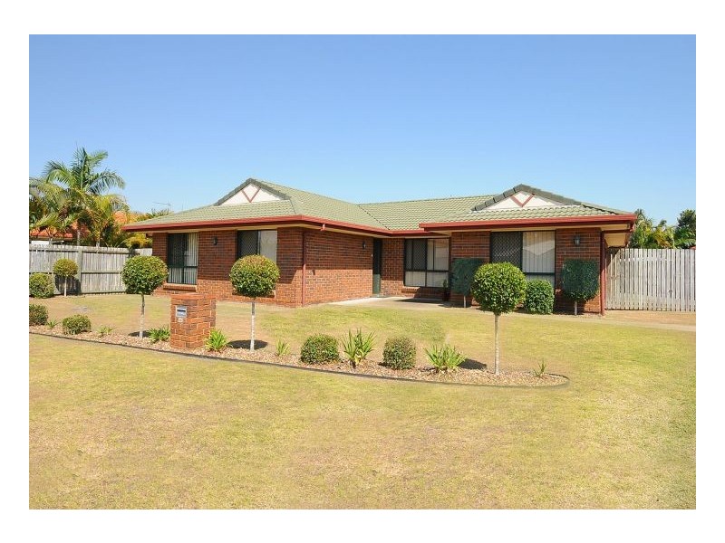 4 Figbird Close, Eli Waters QLD 4655
