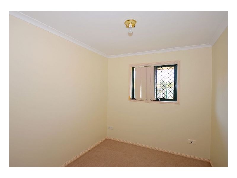 4 Figbird Close, Eli Waters QLD 4655