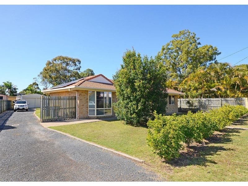 96 Robert Street, Urangan QLD 4655