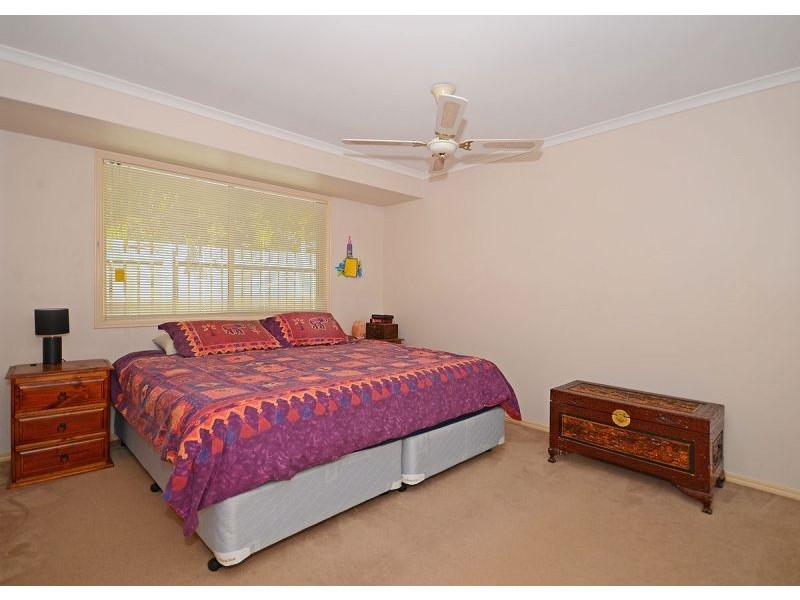 96 Robert Street, Urangan QLD 4655