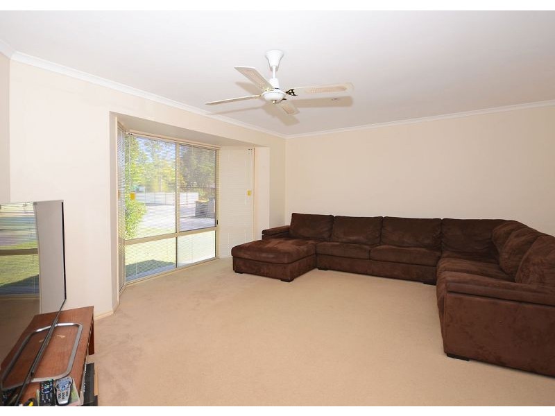 96 Robert Street, Urangan QLD 4655