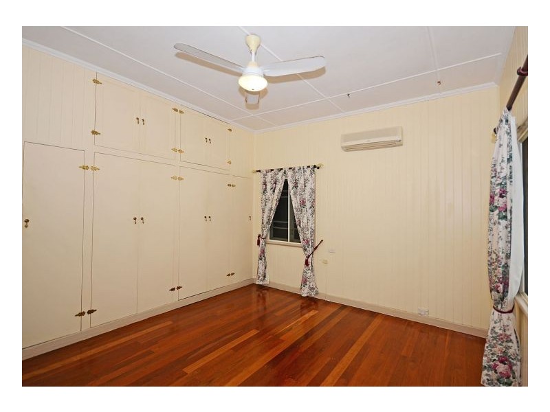 28 Truro Street, Torquay QLD 4655