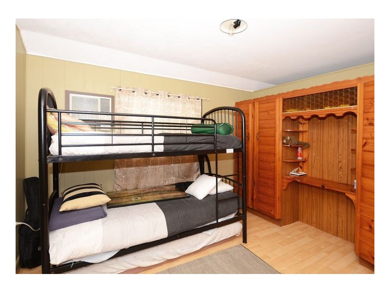 28 Truro Street, Torquay QLD 4655