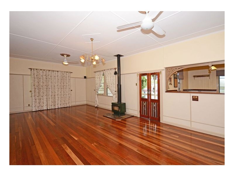 28 Truro Street, Torquay QLD 4655