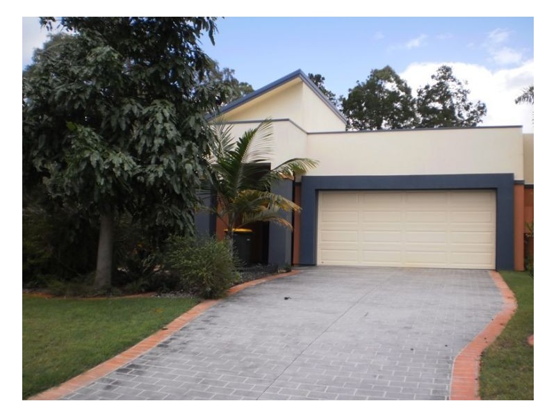 16 Tree View Parade, Toogoom QLD 4655