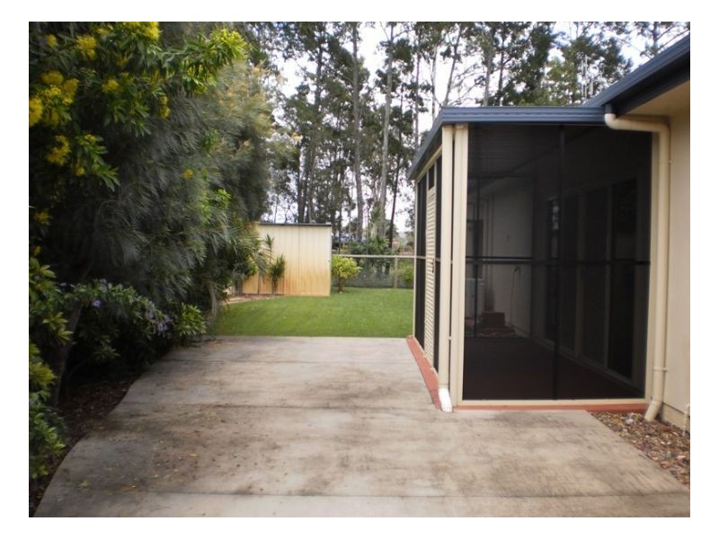 16 Tree View Parade, Toogoom QLD 4655