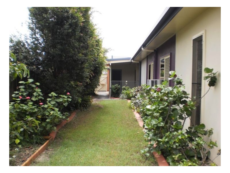 16 Tree View Parade, Toogoom QLD 4655