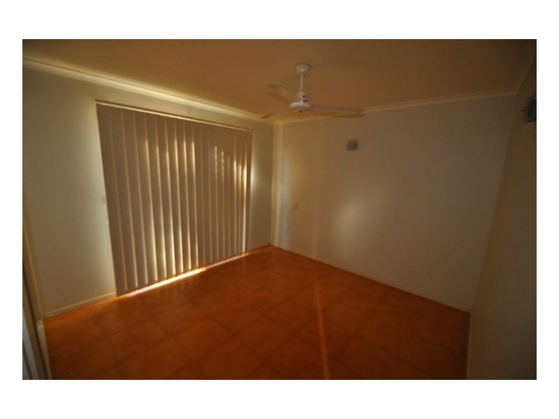 30 Park Street, Urangan QLD 4655