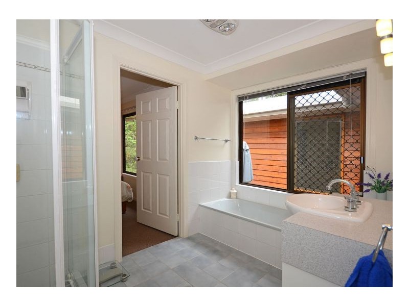 142-146 Christensen Street, Urraween QLD 4655