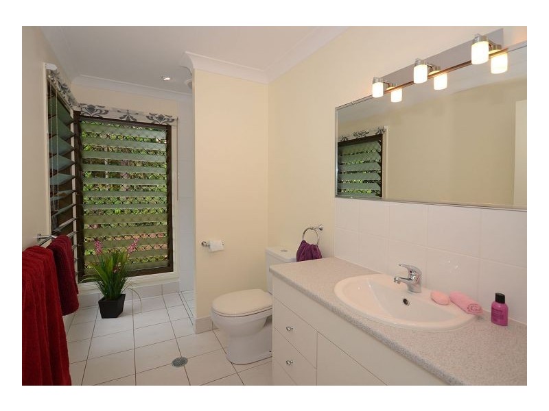 142-146 Christensen Street, Urraween QLD 4655