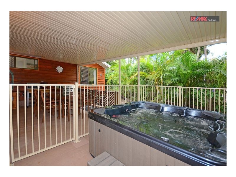 142-146 Christensen Street, Urraween QLD 4655