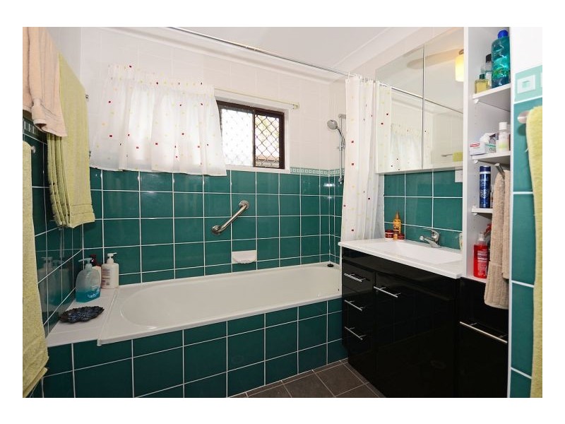 12 Mark Avenue, Toogoom QLD 4655