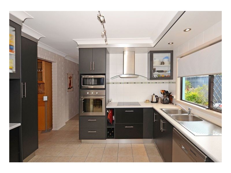 12 Mark Avenue, Toogoom QLD 4655