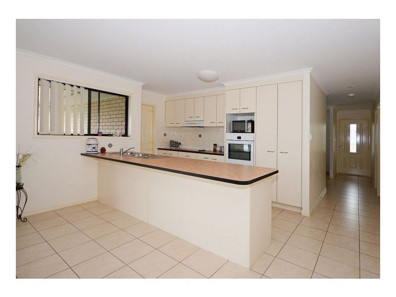 11 Mia Court, Wondunna QLD 4655