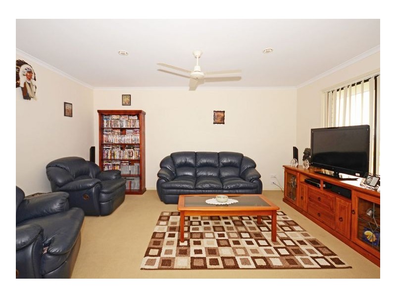 11 Mia Court, Wondunna QLD 4655