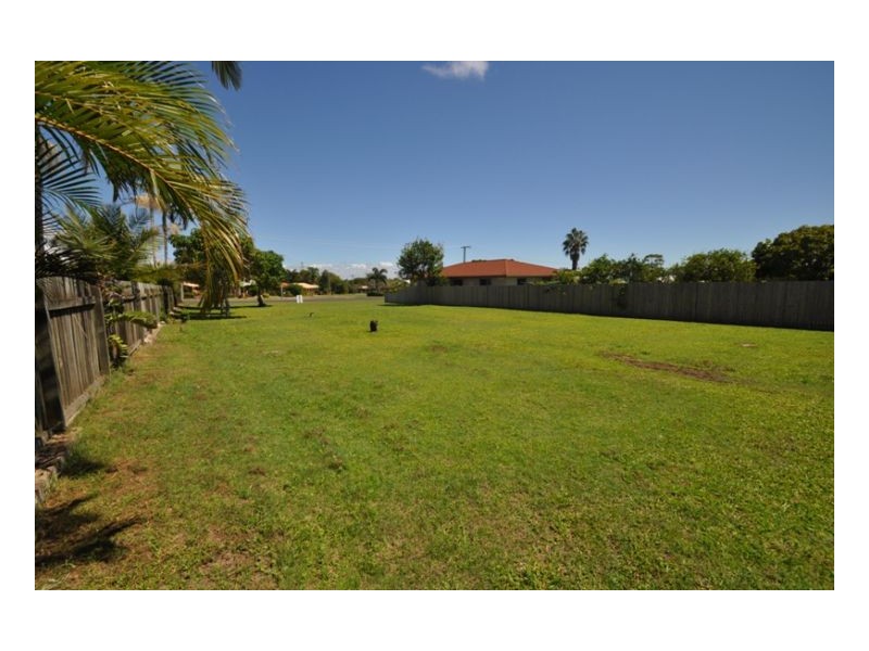 9 Mayfair Street, Point Vernon QLD 4655