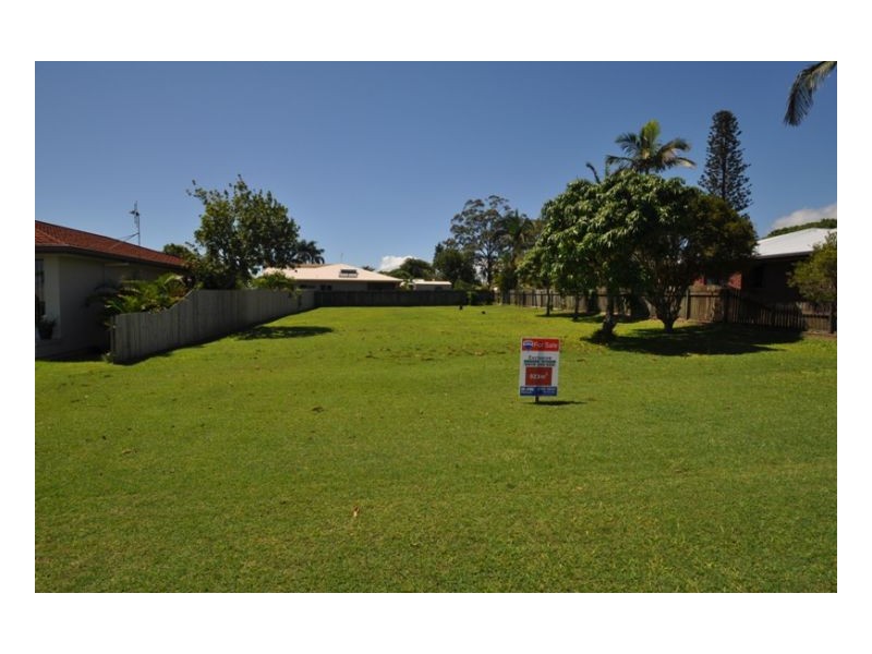 9 Mayfair Street, Point Vernon QLD 4655