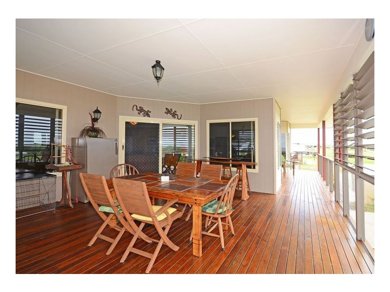54 Windjammer Circuit, River Heads QLD 4655