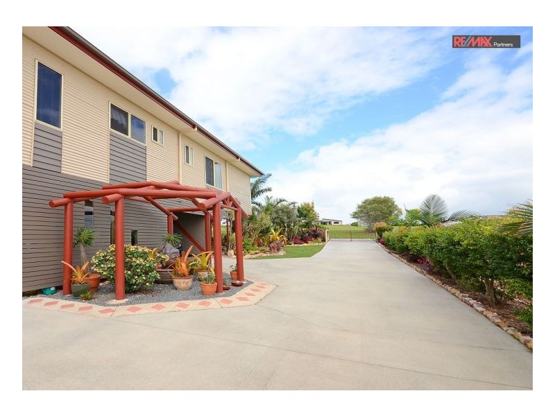 54 Windjammer Circuit, River Heads QLD 4655