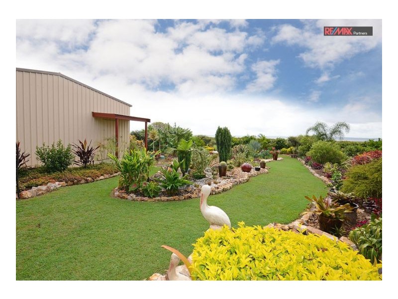54 Windjammer Circuit, River Heads QLD 4655