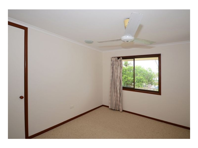 23 Hillcrest Avenue, Scarness QLD 4655