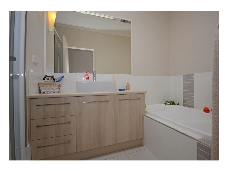 19 Harmony Avenue, Urraween QLD 4655