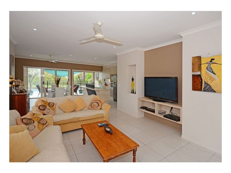 19 Harmony Avenue, Urraween QLD 4655