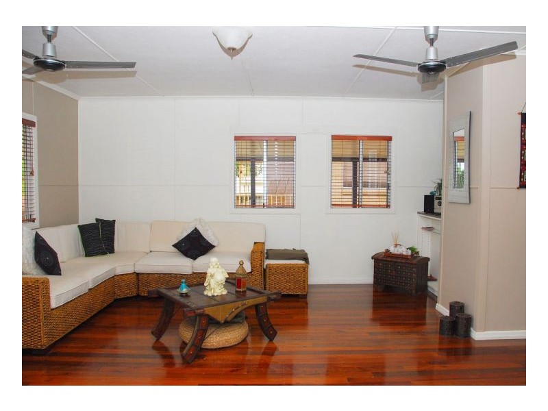 42 Winchelsea Street, Pialba QLD 4655