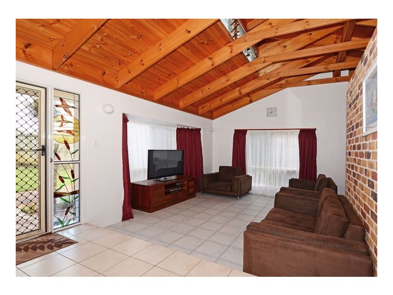 10 San Marco Court, Urangan QLD 4655