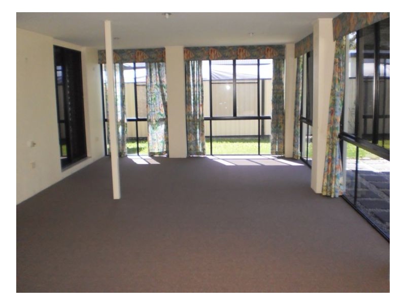 42 Foreshore Drive, Urangan QLD 4655