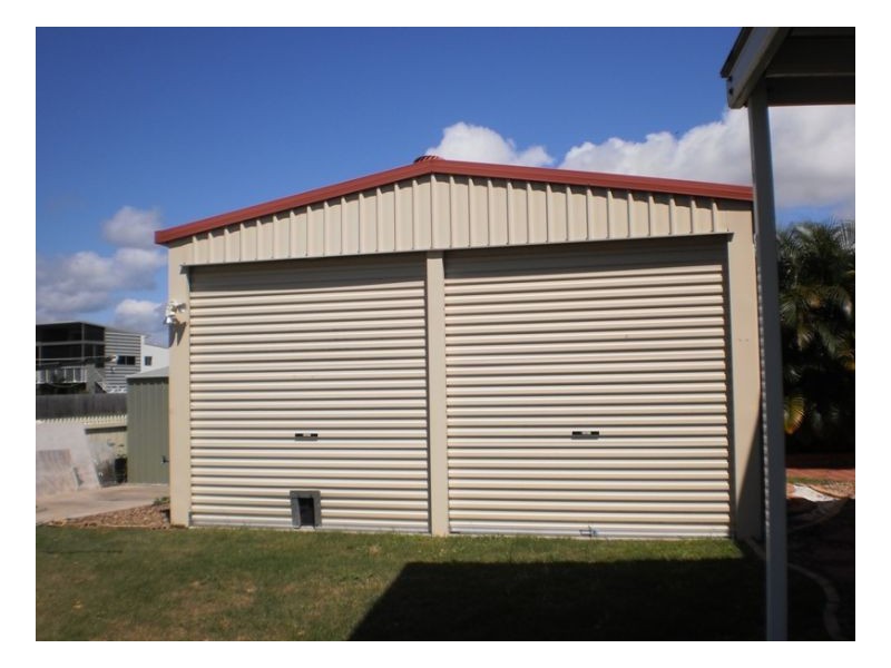 42 Foreshore Drive, Urangan QLD 4655
